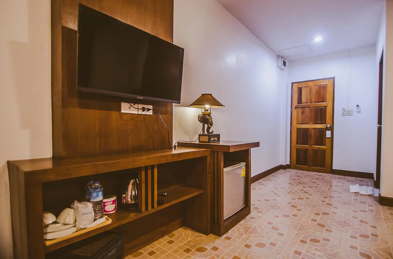Lanta Nice Beach House Koh Lanta 2*,  Thailand