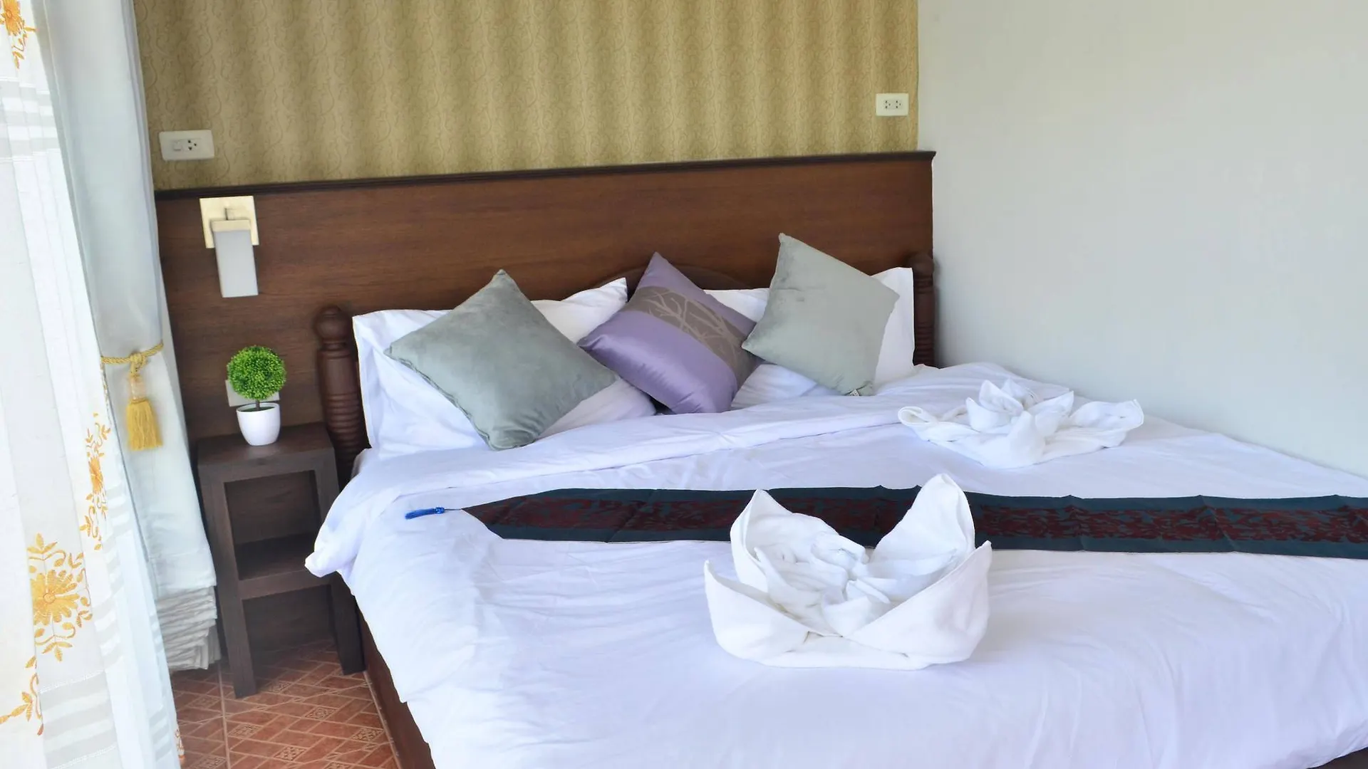 Lanta Nice Beach House Koh Lanta